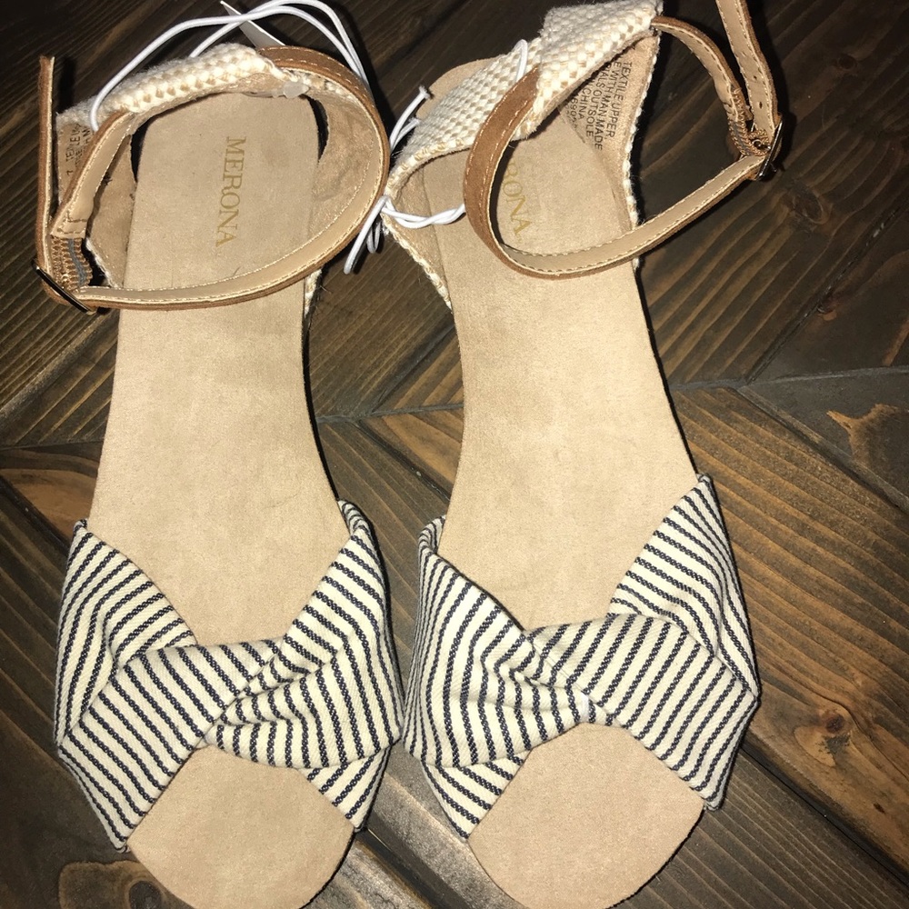 Knot wedges